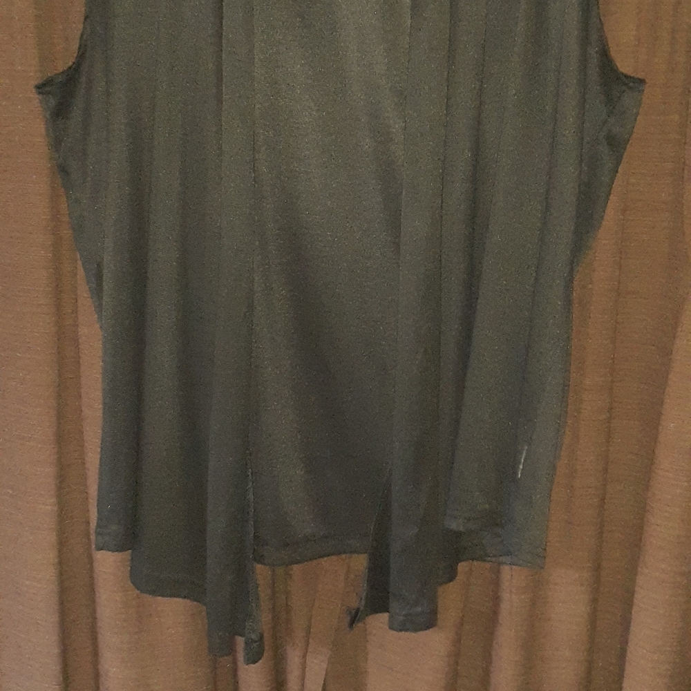 Cardigan - Picture 2 of 6